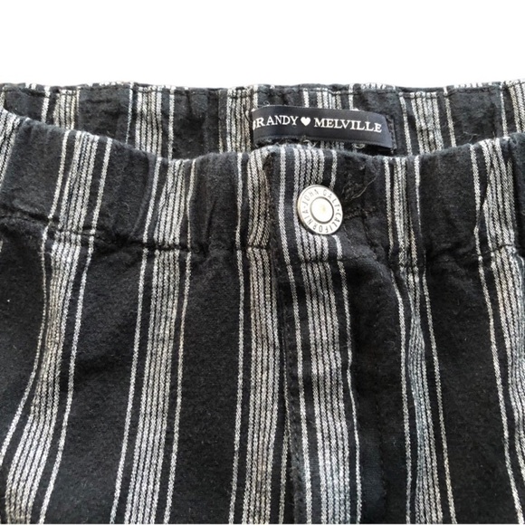 Brandy Melville 4 for 1 shipping bundle!  Get 4 items‎ for shipping as one. - Picture 12 of 12